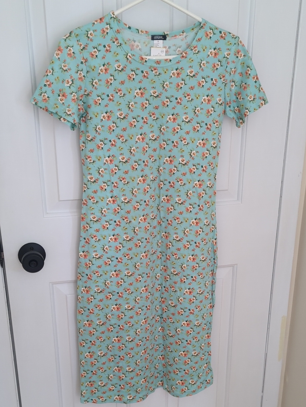 Color Street Mint Floral Short Sleeve Midi Dress with Peach & White Blossoms